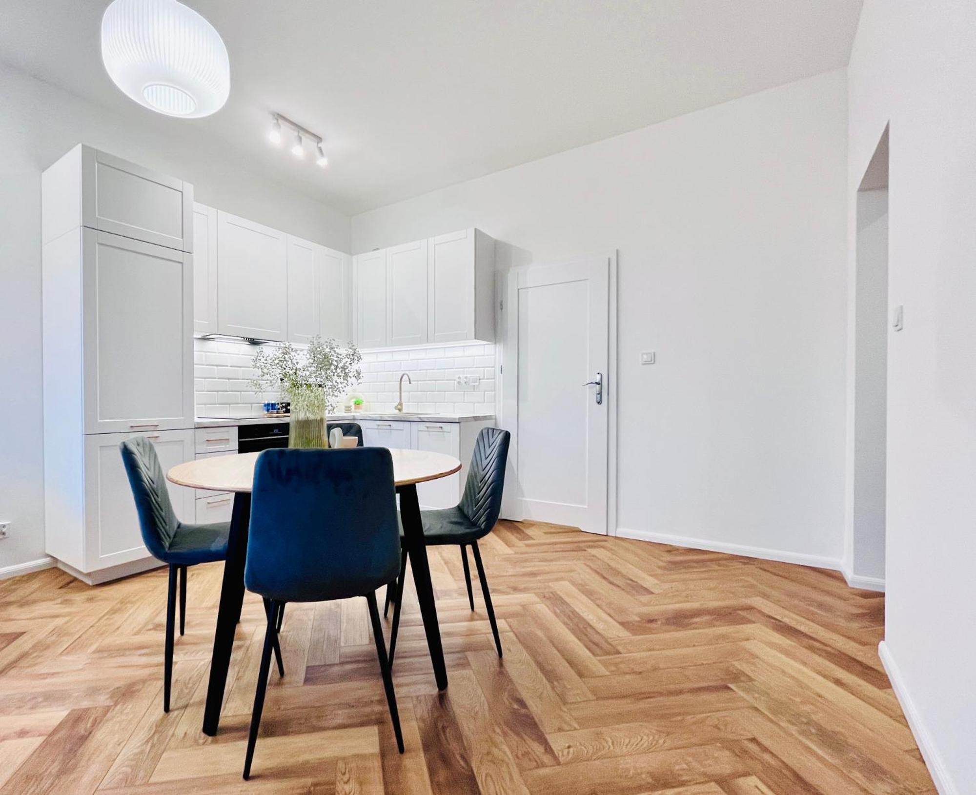 Apartamenty Kamienica Centrum - 1 Maja Lubin  Bagian luar foto