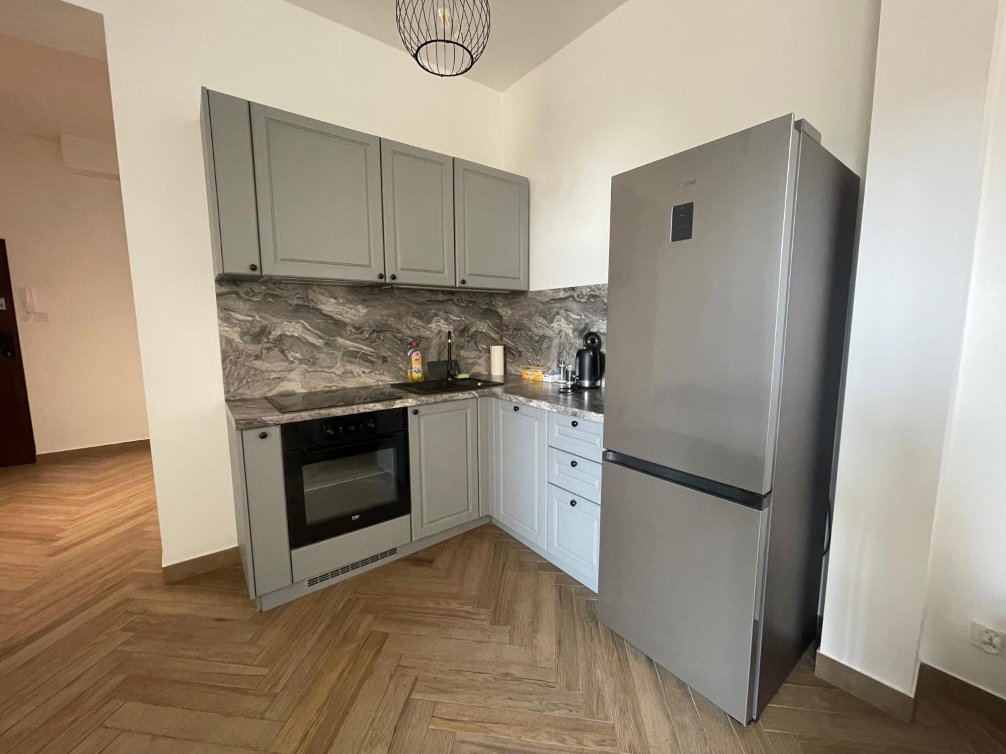 Apartamenty Kamienica Centrum - 1 Maja Lubin  Bagian luar foto